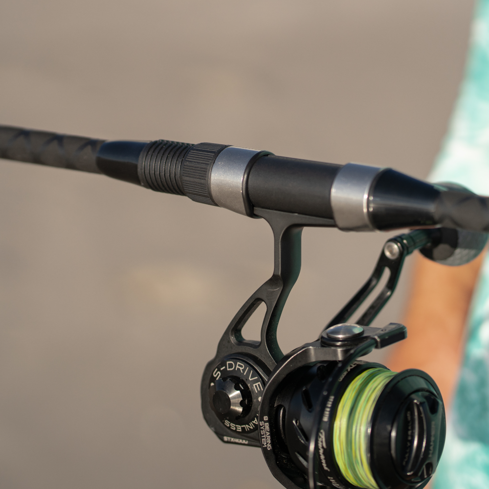 Airwave Elite Destination Series Travel Surf Rod
